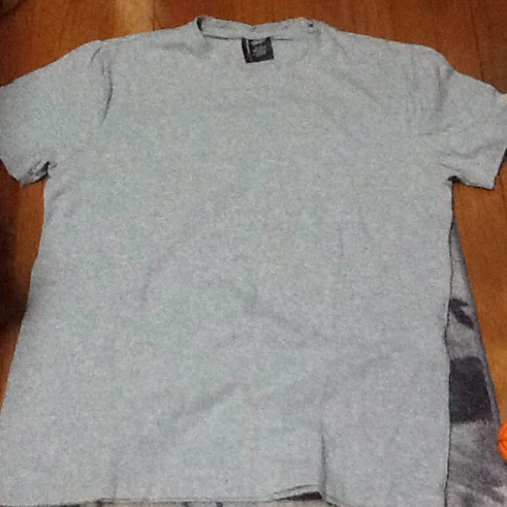 Men's Large Tee, VGUC